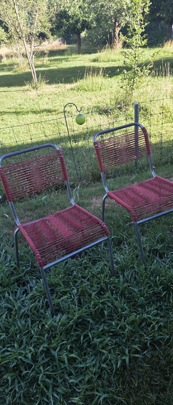Schaffner Stühle: 2 Klassiker Schaffner Stuhl Vintage Spaghetti – Gebraucht aus Riedikon von Winter21.