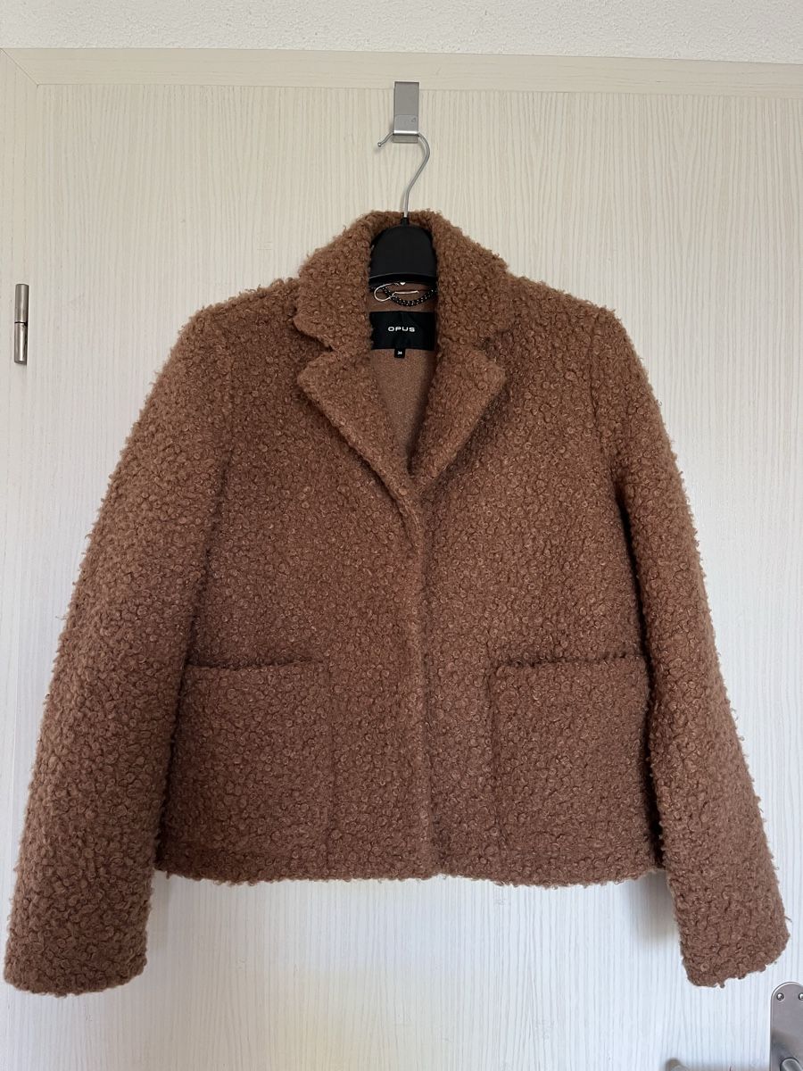 Opus Giacche: hellbraune Winterjacke Gr.34 – Usato da St. Gallen venduto da andreav.