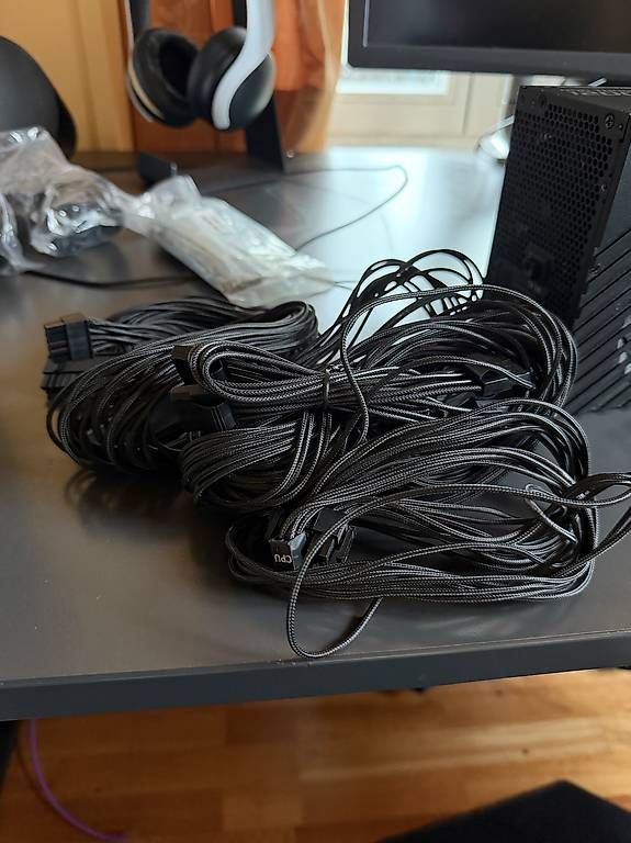 Asus Componenti elettronici: ASUS ROG Thor 1200 Platinum PSU Netzteil – Nuovo (secondo la descrizione) da Bern venduto da Jer__59 3