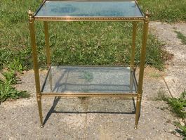 Table 30 x 46 x 61 cm avec plateaux en verre