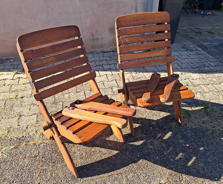 Set di tavolo e panche: Massive Gartentischgarnitur + 2 massive Holzstühle – Usato da Dintikon venduto da Rosenqueen 3