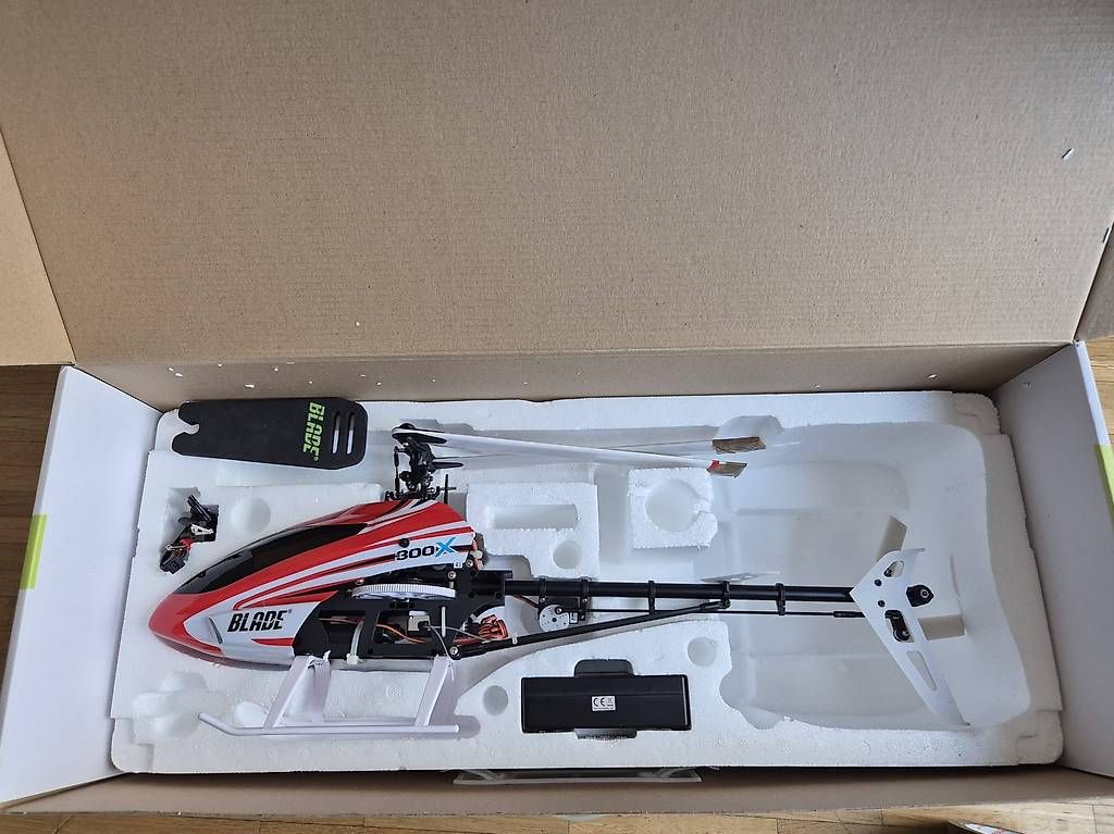 Modellismo RC: Blade 300x helicopter – Usato da Genève venduto da Thefirstseller 2