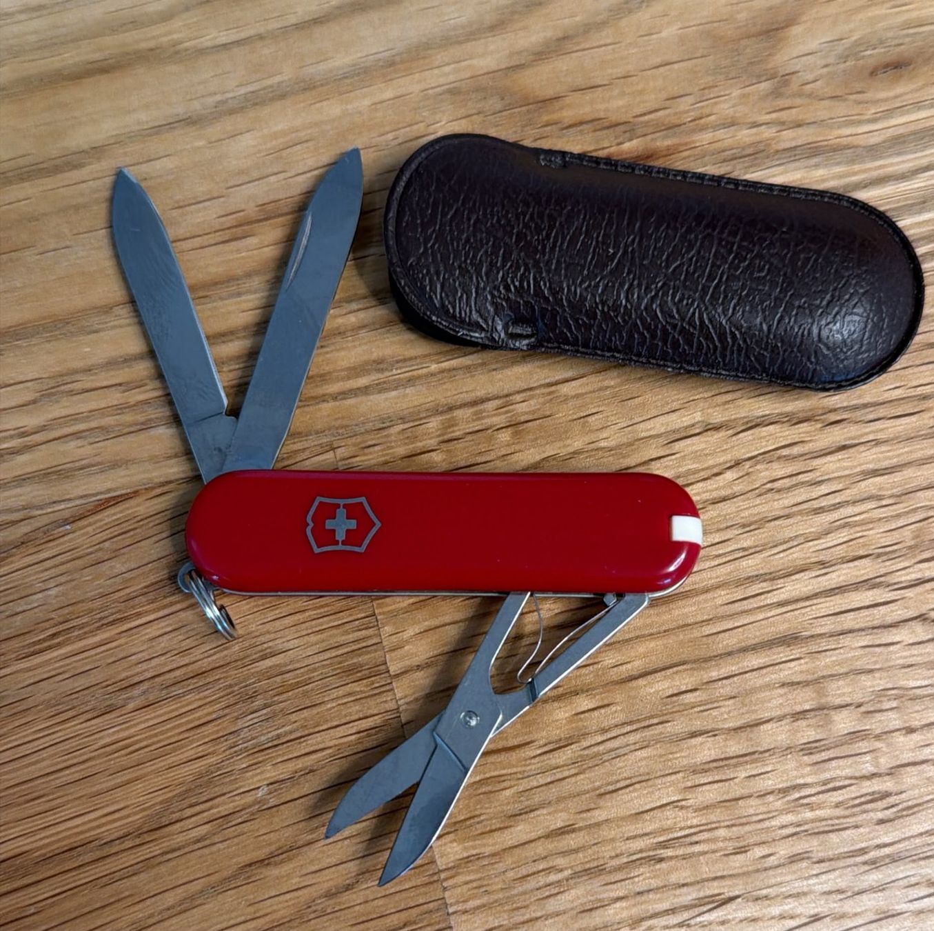 Victorinox Coltelli tascabile: VICTORINOX SACKMESSER ORGALIME MIT ETUI – Usato da Zürich venduto da Frei-Occasionen 3