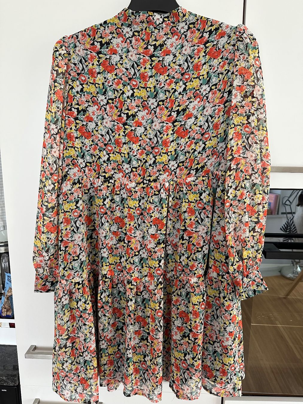 Kleider: Blumenkleid Grösse 36 / FR 42 – Neu (gemäss Beschreibung) aus Zumikon von ABrus01 1