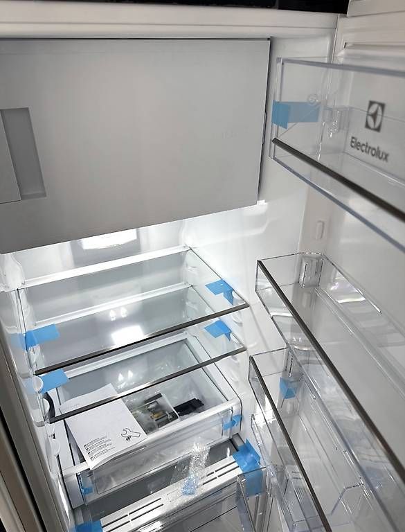 Electrolux Réfrigérateurs: Kühlschrank Electrolux – D'occasion à Effingen par naip01 3