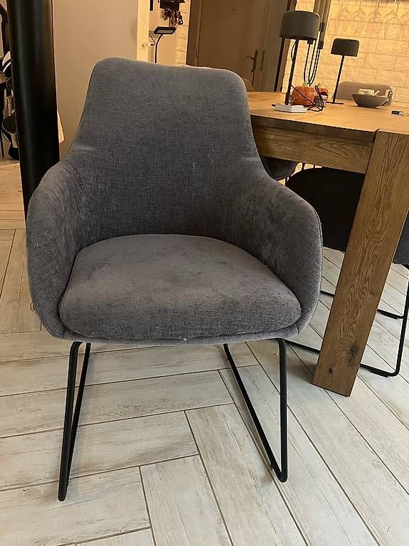 Stühle: Wunderschöne 4 Esszimmerstühle – Gebraucht aus Reitnau von ivyd 1