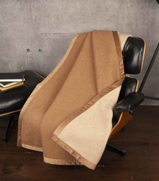 Coperte: Eskimo decke Kamelhaar Kamel – Usato da Riedikon venduto da Winter21.