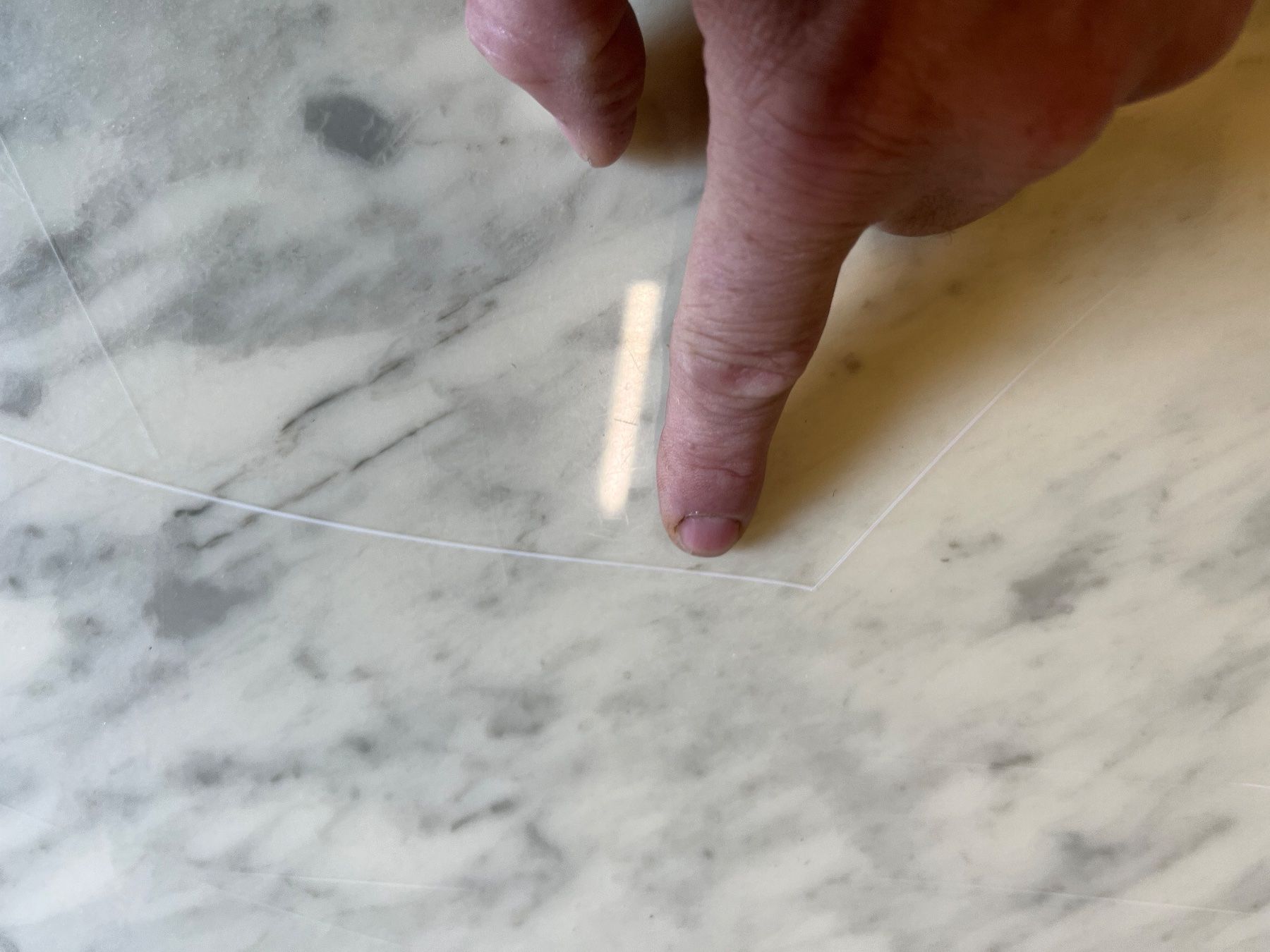 Tische: Marmortisch oval mit Eisenfuss gebraucht, Nr 15 – Gebraucht aus Glattfelden von maa_qcj8 5