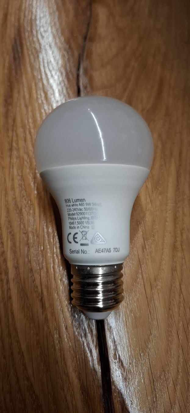 Philips Lampen: Philips Hue White E27 - Smarte Lampe! – Gebraucht aus Guntershausen von Jtattoo 1