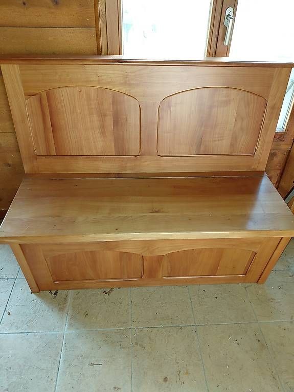 Panchine: Banc en bois massif – Usato da Noiraigue venduto da pel_ny7d 1
