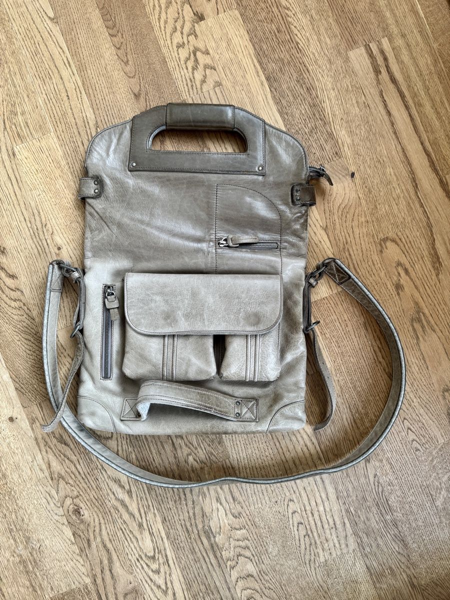 Taschen: hardgraft 2Unfold Laptoptasche grau – Gebraucht aus Zürich von stodanie 3