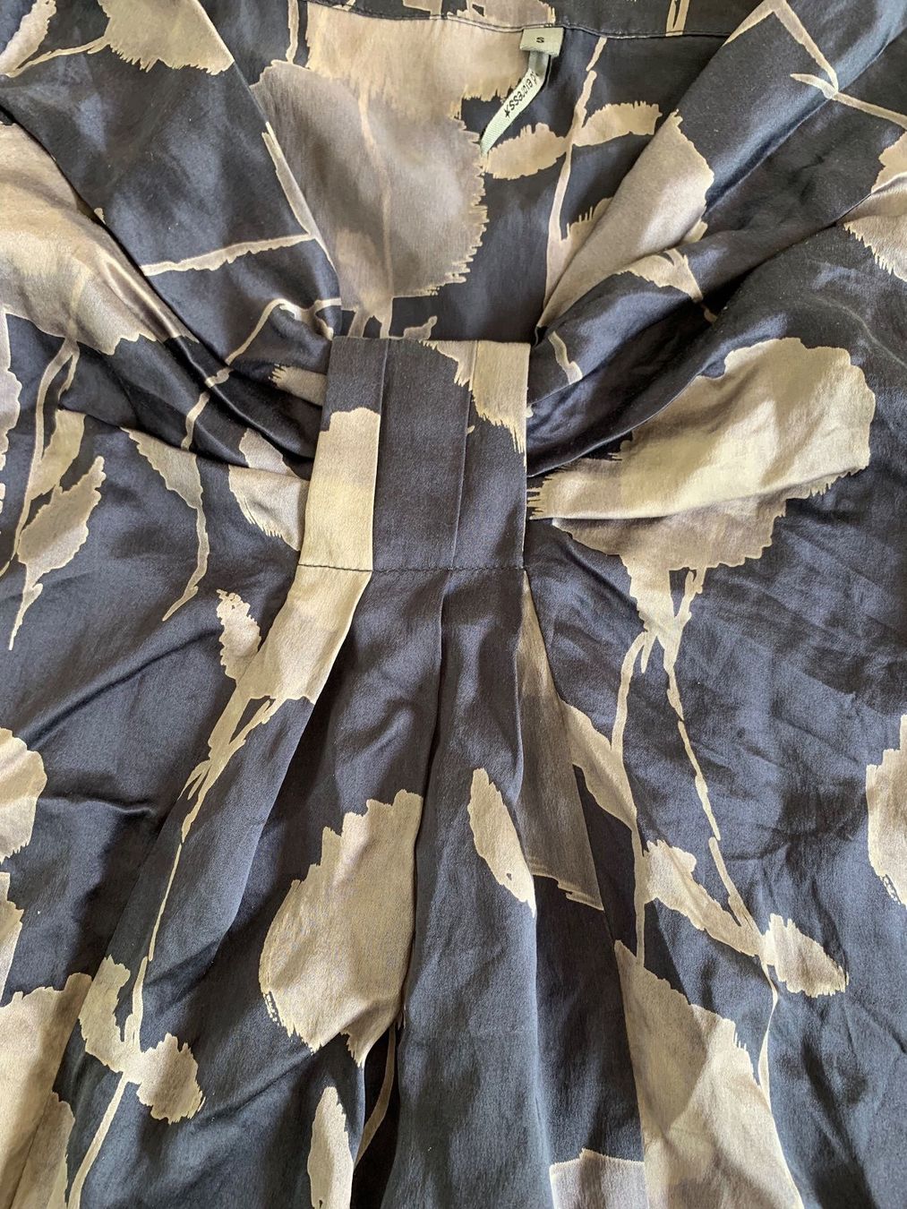 Camicette: SUD EXPRESS Seidenbluse Seidentop Gr. S – Usato da Meiringen venduto da Stuffandmore 1