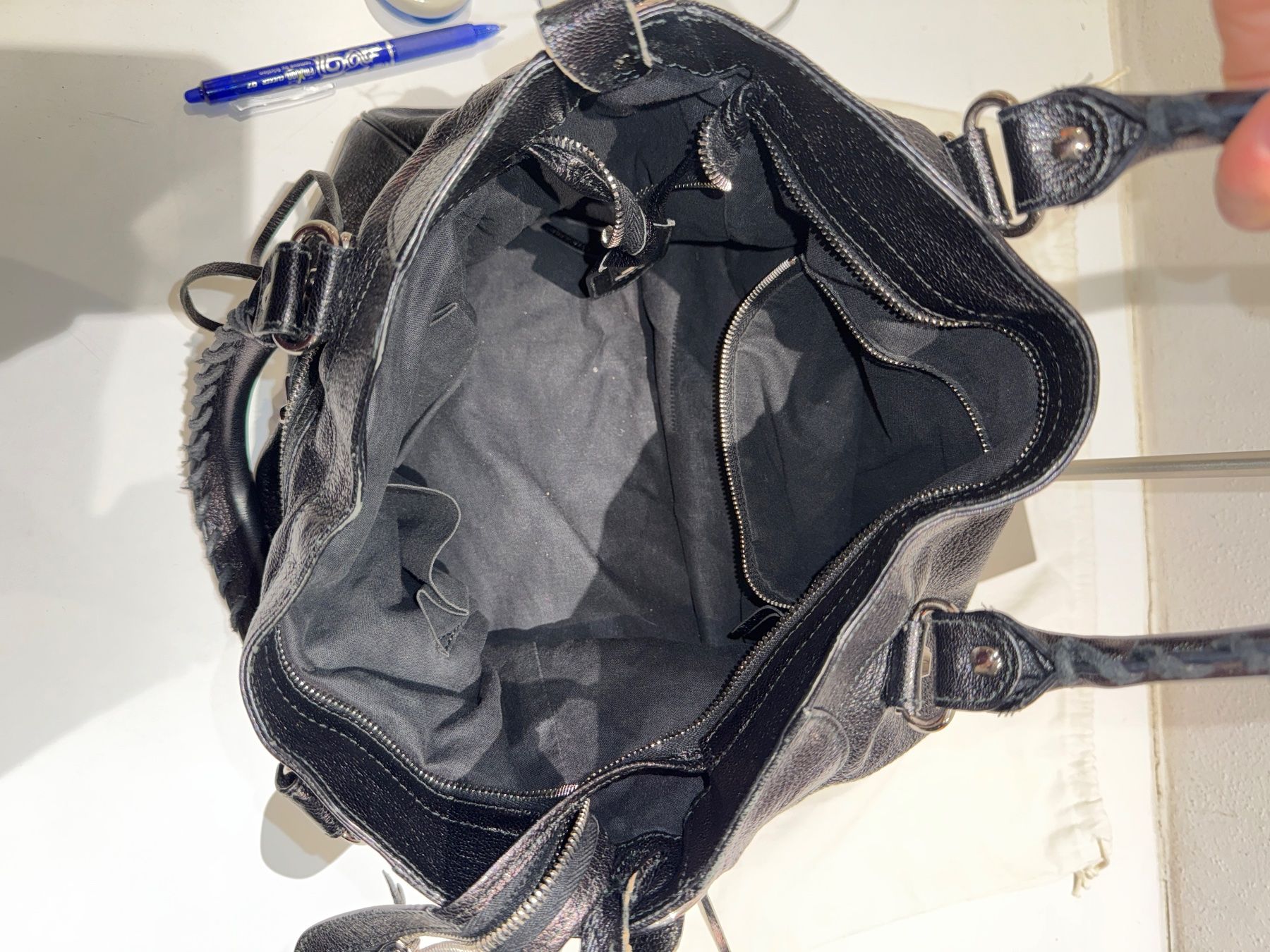 Balenciaga Borse da donna: Balenciaga Velo black leather bag – Usato da Lugano venduto da chs_fjt5 6