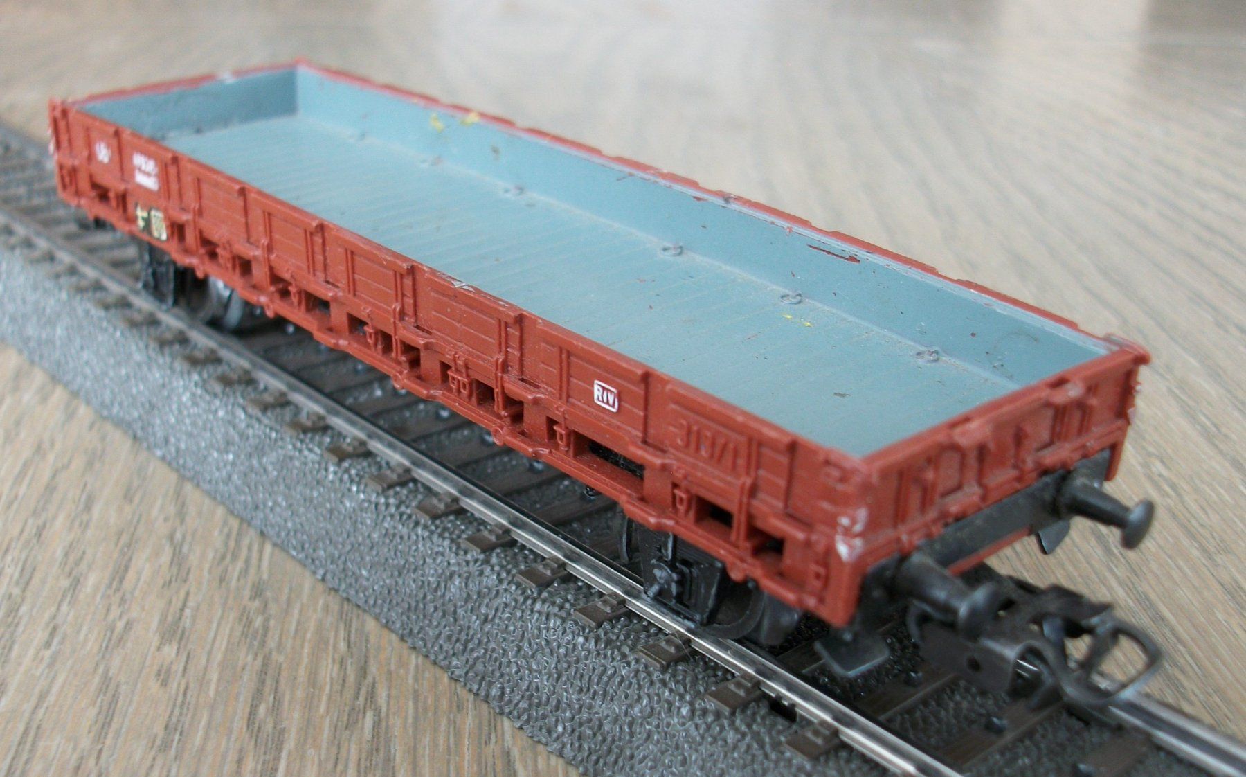 Märklin Modellini di ferrovie: Niederbordwagen der DB – Usato da St. Moritz venduto da Manu7500 3