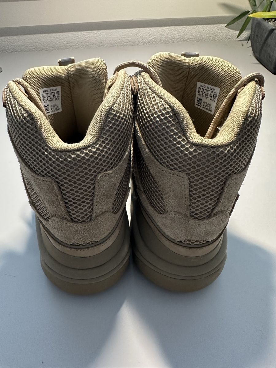 Adidas Herrenschuhe: Adidas Yeezy Desert Boot Felsen – Neu (gemäss Beschreibung) aus Freienbach von fel_c759 2