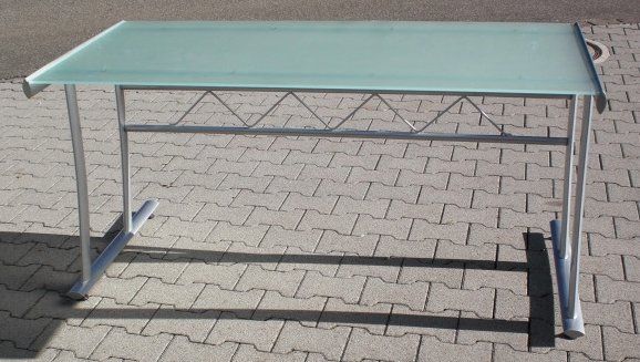 Schreibtische: Glasschreibtisch – Gebraucht aus Künten von Baxbani01
