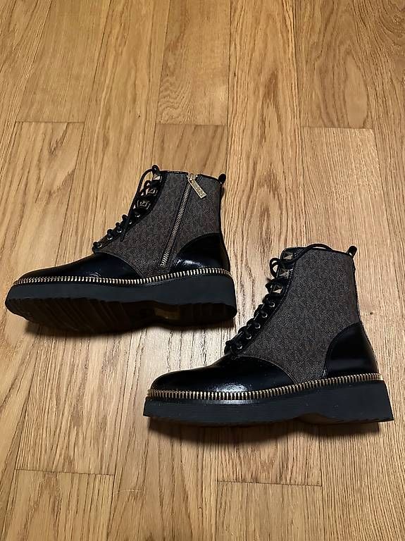 Michael Kors Scarpe da donna: Michael Kors Schuhe – Usato da Wallisellen venduto da Michelle06
