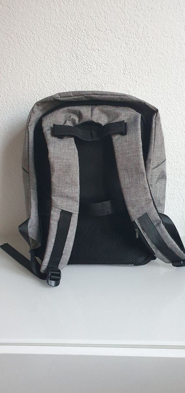 Rucksäcke: Anti Diebstahl Laptop Rucksack – Neu (gemäss Beschreibung) aus Sachseln von Palur 3