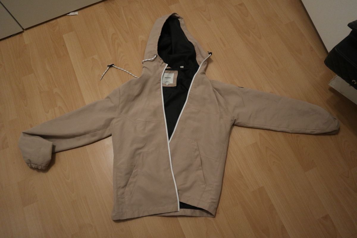 Giacche: Jack&jones jacke – Usato da Effretikon venduto da ang_9567