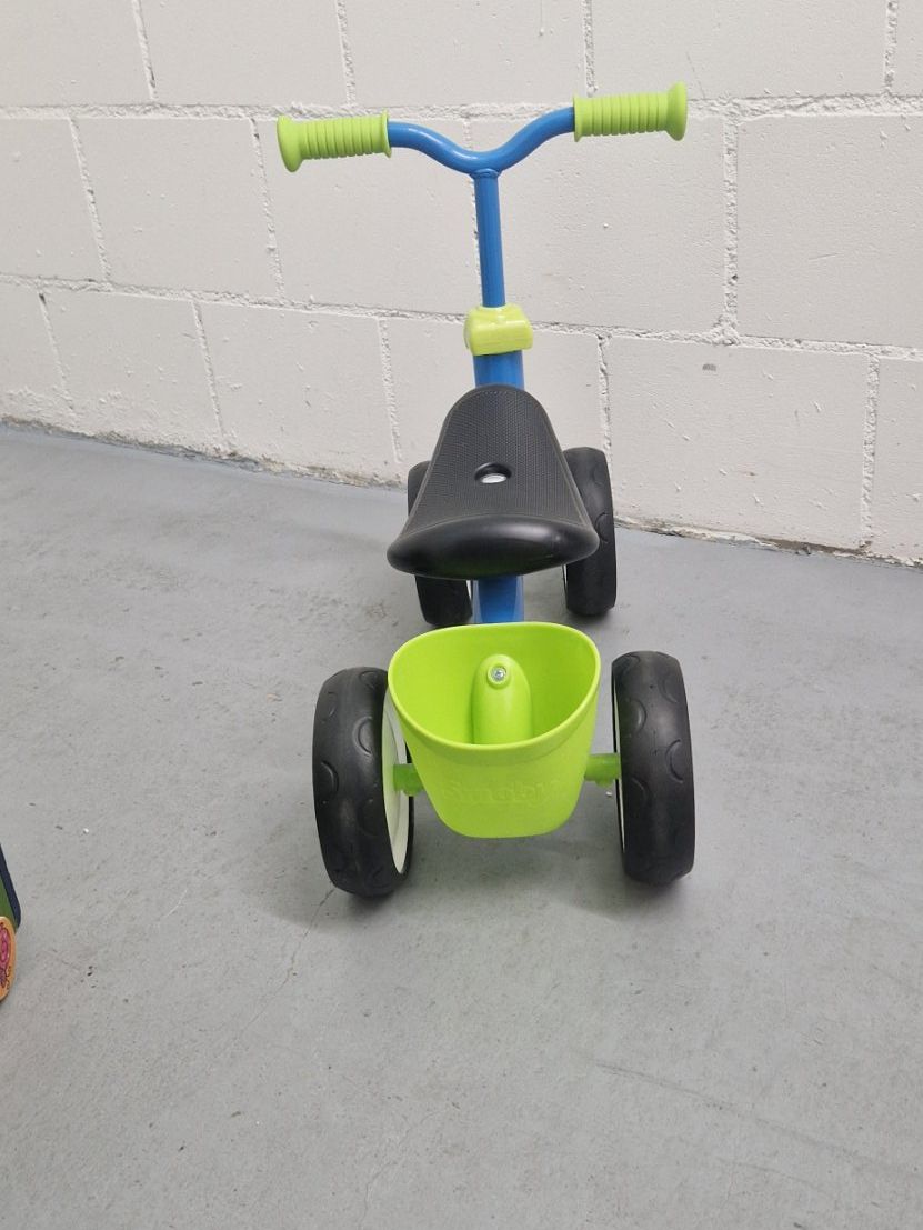 Smoby Véhicules pour enfants: Laufrad Smoby blau/gruen – D'occasion à Oberentfelden par kat_8rks 3