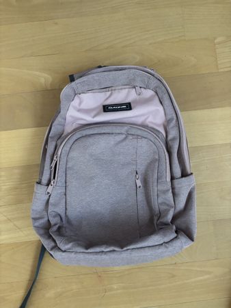 Rucksack Dakine, rosa, guter Zustand :)