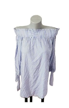 Hübesches gestreiftes Shirt im Carmen Style Gr. 34 neuw.