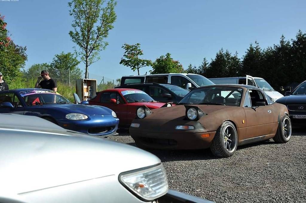 Automobili: Mazda mx5 NA 1.8l – Usato da Lyss venduto da P.Bento 3