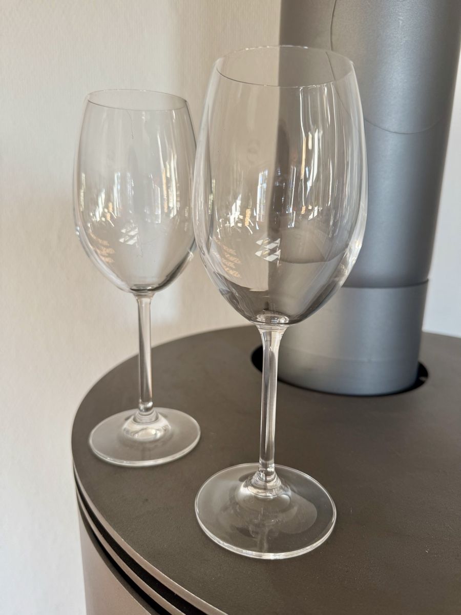 Verres: 12 Weisswein-Gläser  – Neuf (Voir description) à Jens par Fri48