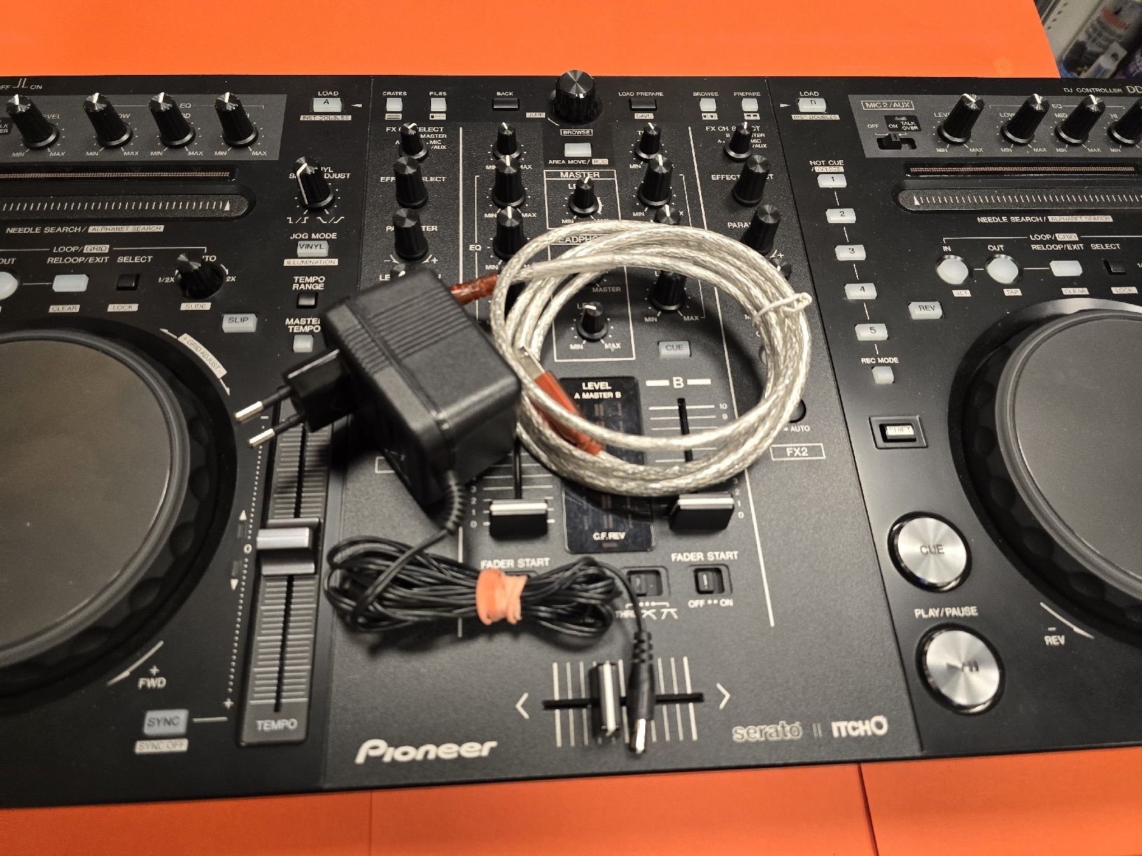 Pioneer Console di mixaggio: PIONEER DJ controller  DDJ - S1 for Serato DJ Pro – Usato da Zürich venduto da Roy-Events-Zurich 5