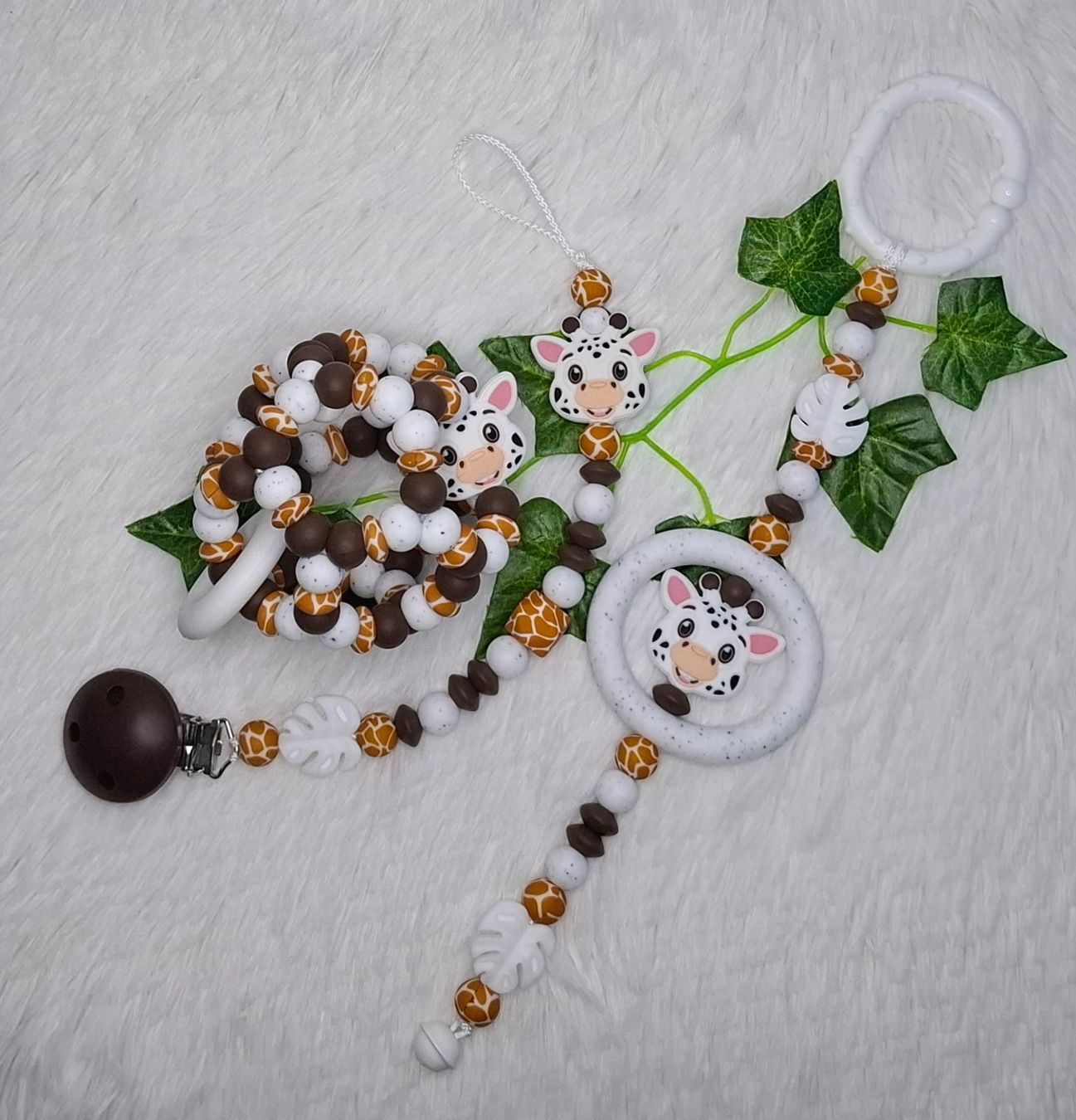 Nuggis & Nuggiketten: Geschenkset Nuggiketteli/Motorikball/Activity Anhänger – Neu und originalverpackt aus Oberurnen von rotty80