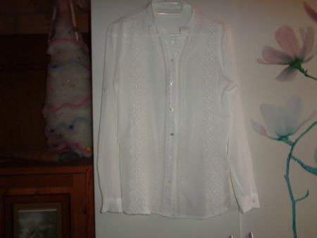 *** weisse Bluse *** / mit Spitzen Details / Miss Right