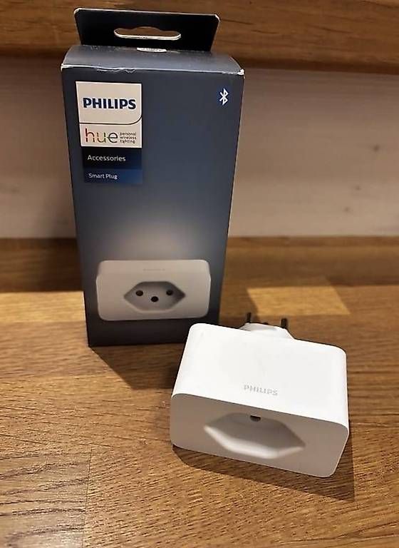 Spine: (2 Stk) Philips Hue smart Plug CH – Usato da Pfungen venduto da nicky79