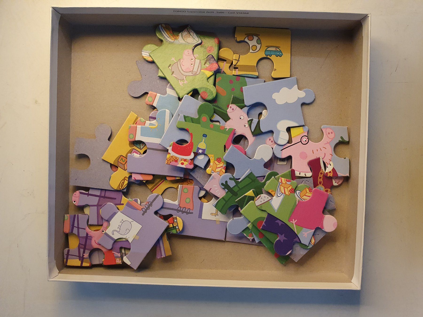 Clementoni Puzzle: Peppa Pig supercolor Puzzle 2 x 200 – Usato da Zürich venduto da loosebone 1