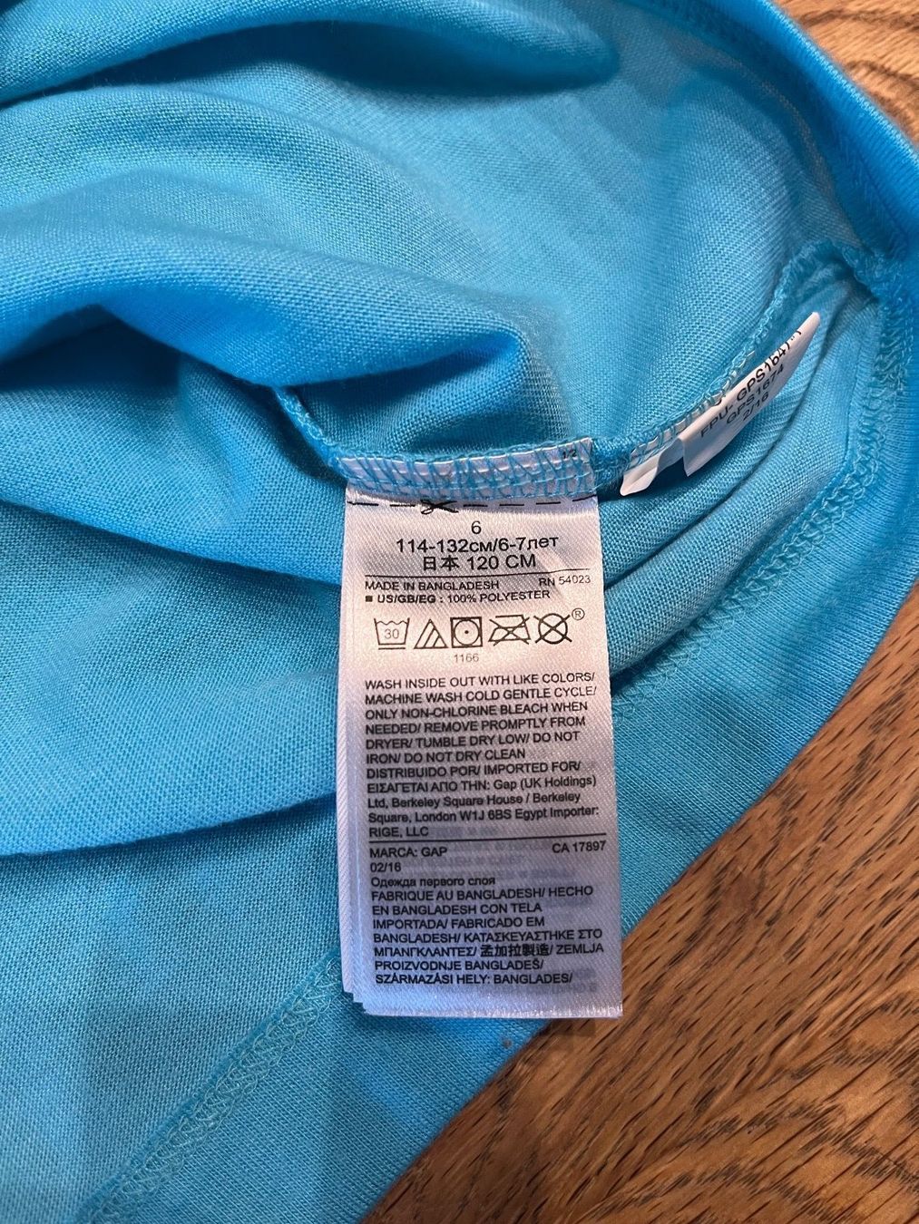 Gap Camicie, T-shirt & Polo: GAP Pyjamaoberteil ( leuchtet )Gr.116-122 – Nuovo (secondo la descrizione) da Oberdorf SO venduto da sa-na 3