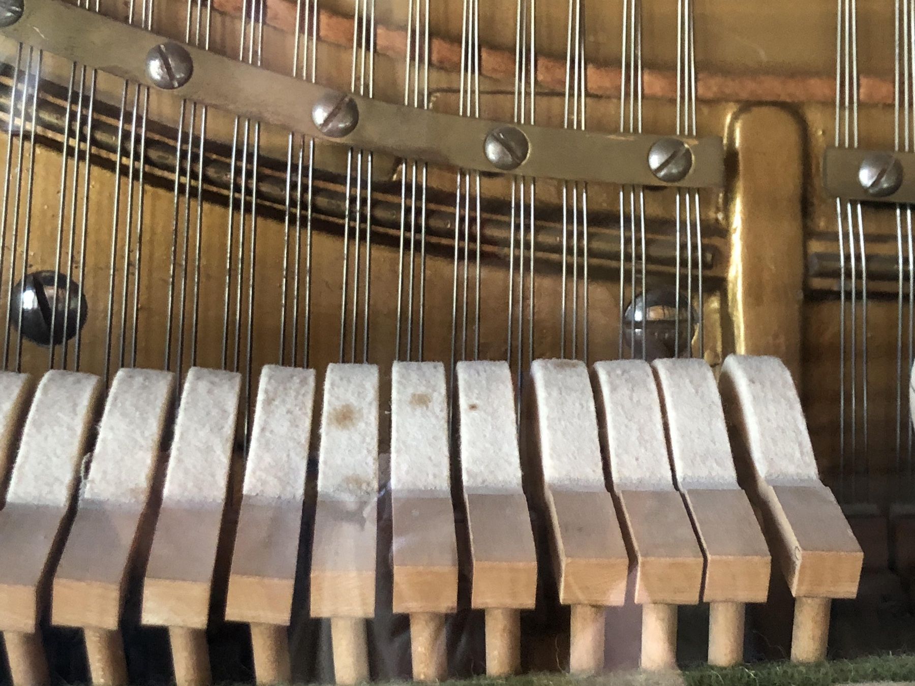 Strumenti musicali: Klavier mit aparten Details – Usato da Oberkulm venduto da Weberlisa 4