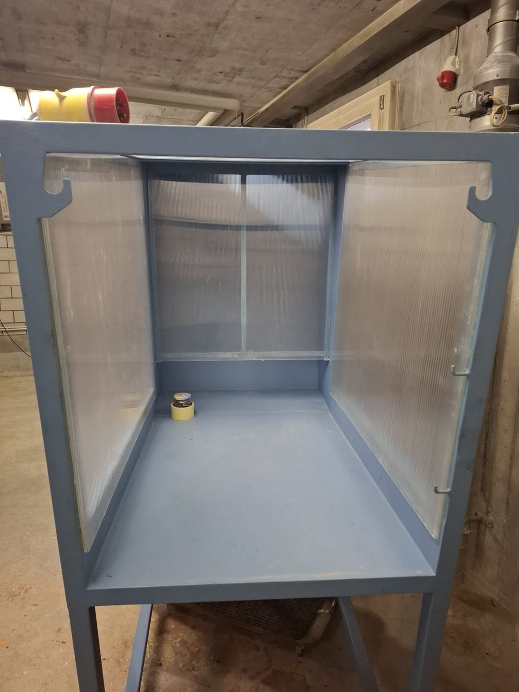 Tutte le macchine: Absaugkabine mit Ventilator, neuwertig – Usato da Mosnang venduto da a-s-m 4