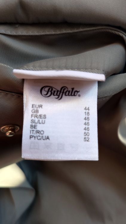 Buffalo Giacche: Buffalo, Wende Bomber Jacke 44, helles Jadegrün – Usato da Wattwil venduto da LaLa90 2