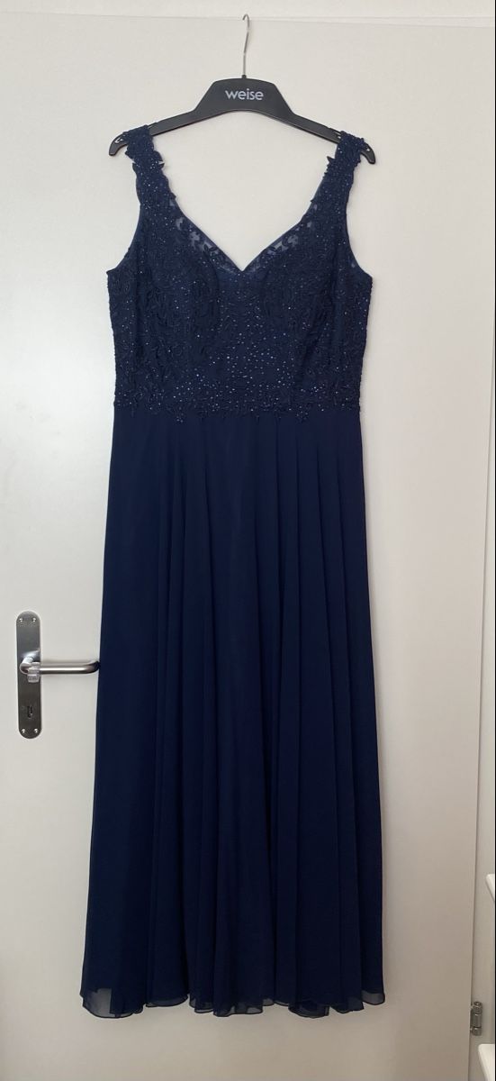 Vestiti: Abendkleid dunkelblau Grösse L / Grösse XL – Usato da Weinfelden venduto da Themis2005 3