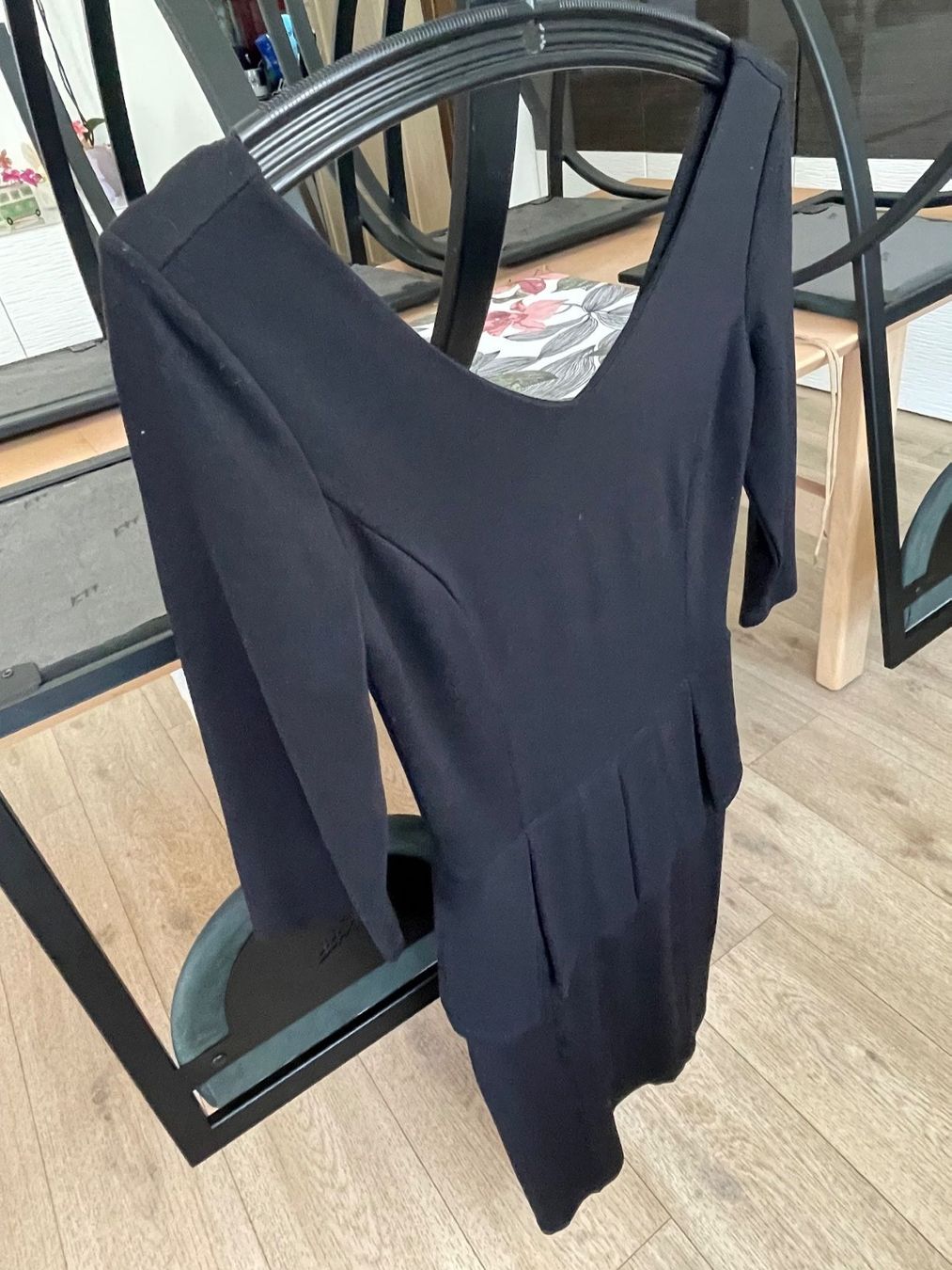 Mint & Berry Vestiti: Kleid mint & berry schwarz Grösse S – Usato da Mägenwil venduto da Zidane1