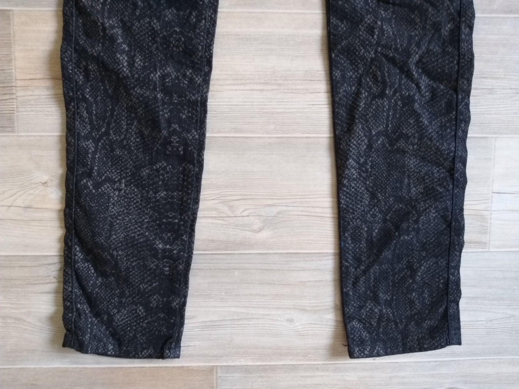 Jeans: AP AVANT-PREMIERE Jeans taille / Grosse 34 – Usato da Cossonay-ville venduto da Super-Price-Quality 3