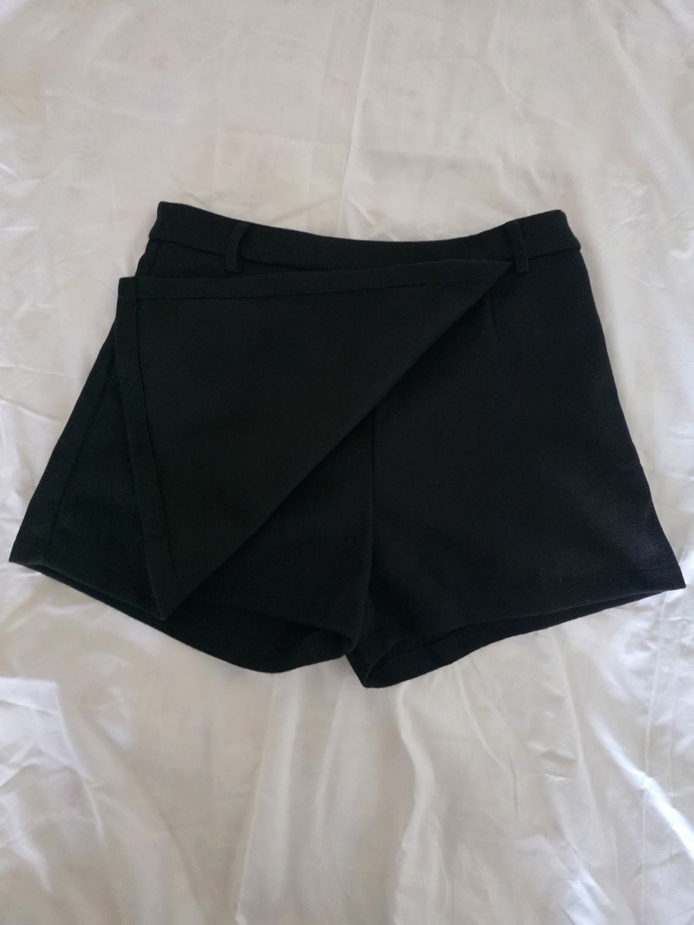 Gonne: jupe et short – Usato da Forel (Lavaux) venduto da jon_565n 1