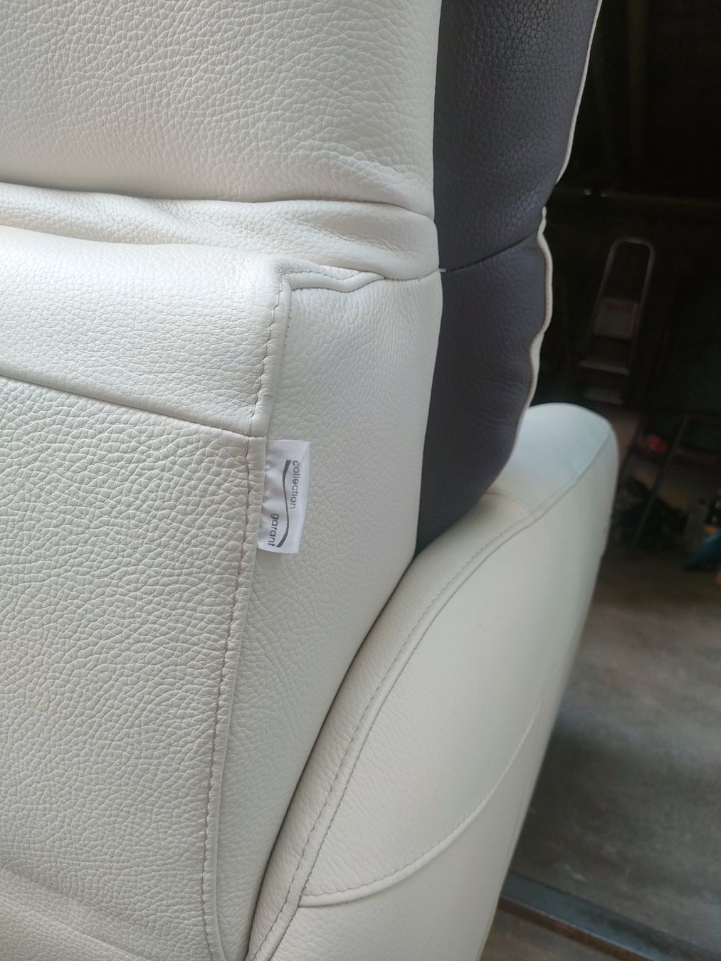 Sofas: Canapé en cuir – D'occasion à Bulle par mar_py9l 3