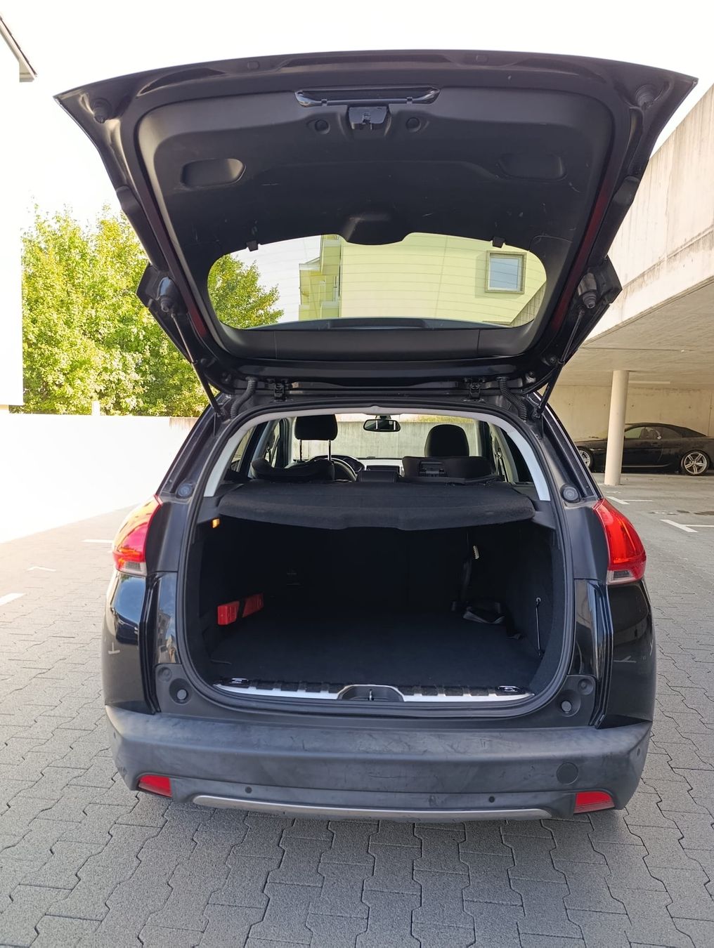 Peugeot Automobili: Peugeot 2008 1.2 Allure – Usato da Tenniken venduto da JeannineL01 4