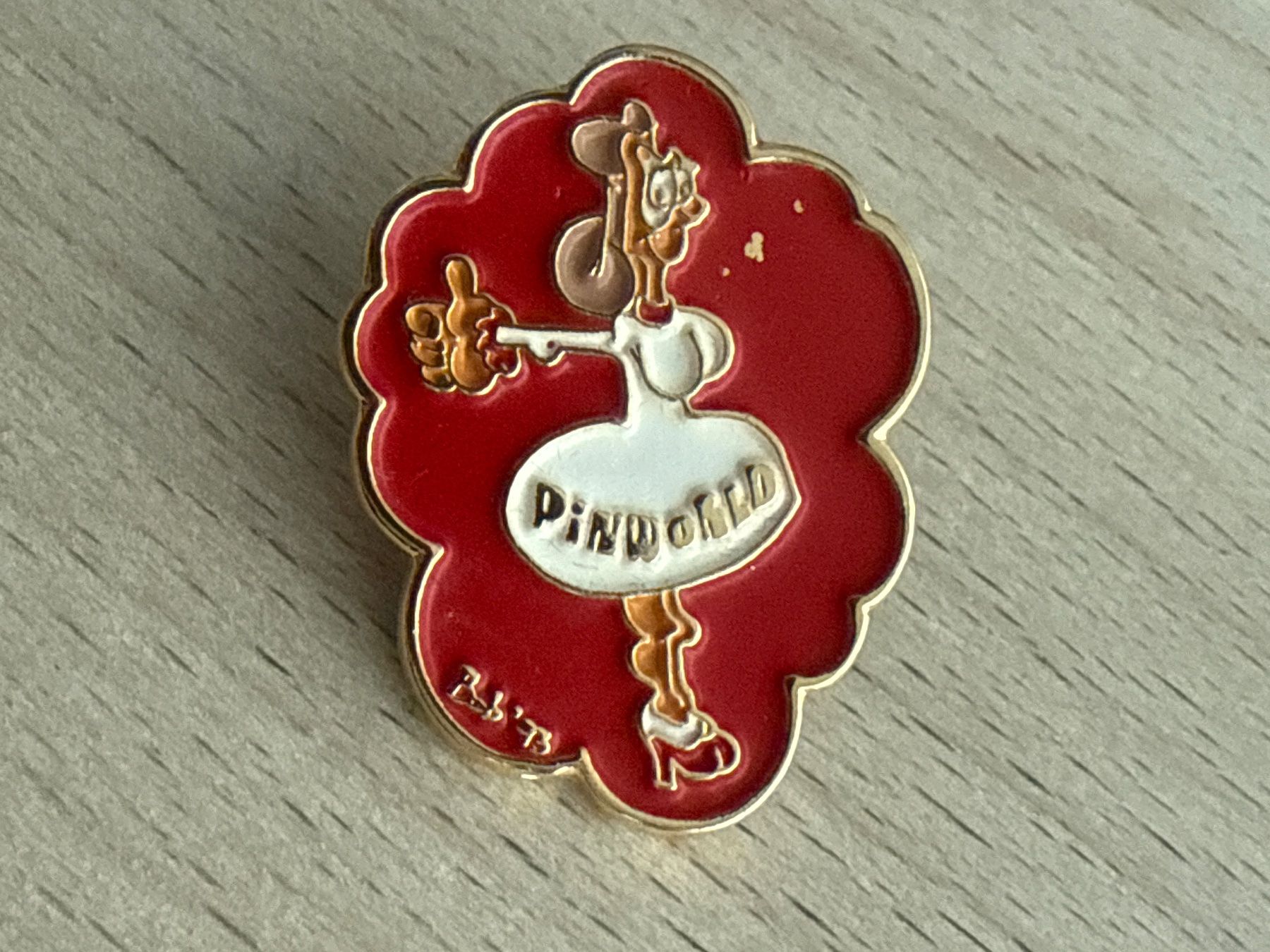 Placchette & Badge: Pin Pinworld – Usato da Glattbrugg venduto da Schweigmatt