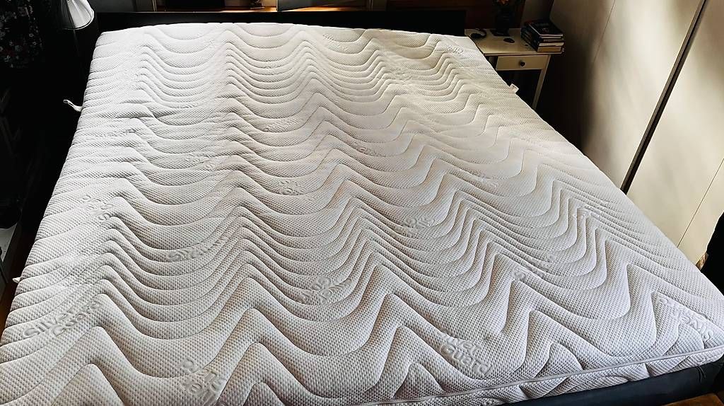 Matratzen: 180x200cm Matratze GRATIS – Gebraucht aus Bern von JuSta2022