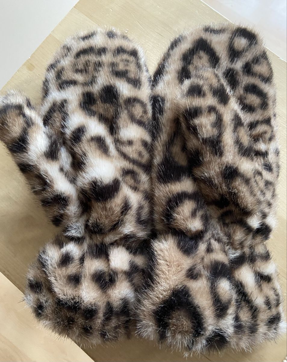 Gants & mitaines : Flauschige Handschuhe – Neuf (Voir description) à Binningen par Dodo21