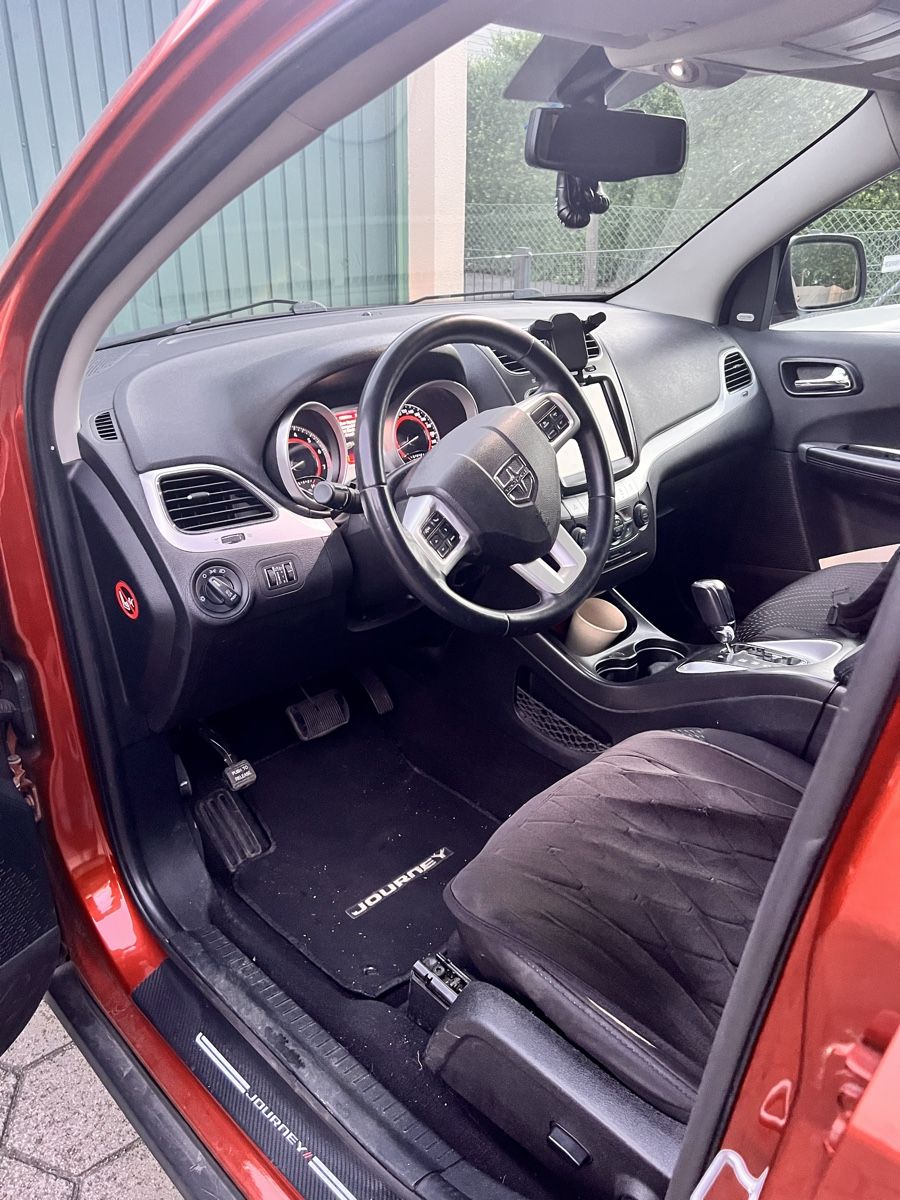 Dodge Automobili: Dodge Journey 2.4 SXT Automat – Usato da Flumenthal venduto da 19Frei.Wild93 2