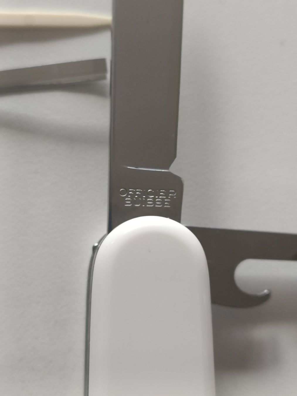 Victorinox Couteaux de poche: Victorinox 9 lames neuf – Neuf avec emballage d'origine à Vernayaz par  4