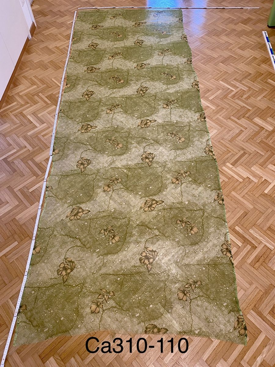 Tessuti: Haudünner oliv Stoff ca. 110x310cm – Nuovo (secondo la descrizione) da Flawil venduto da sonnengeist 2