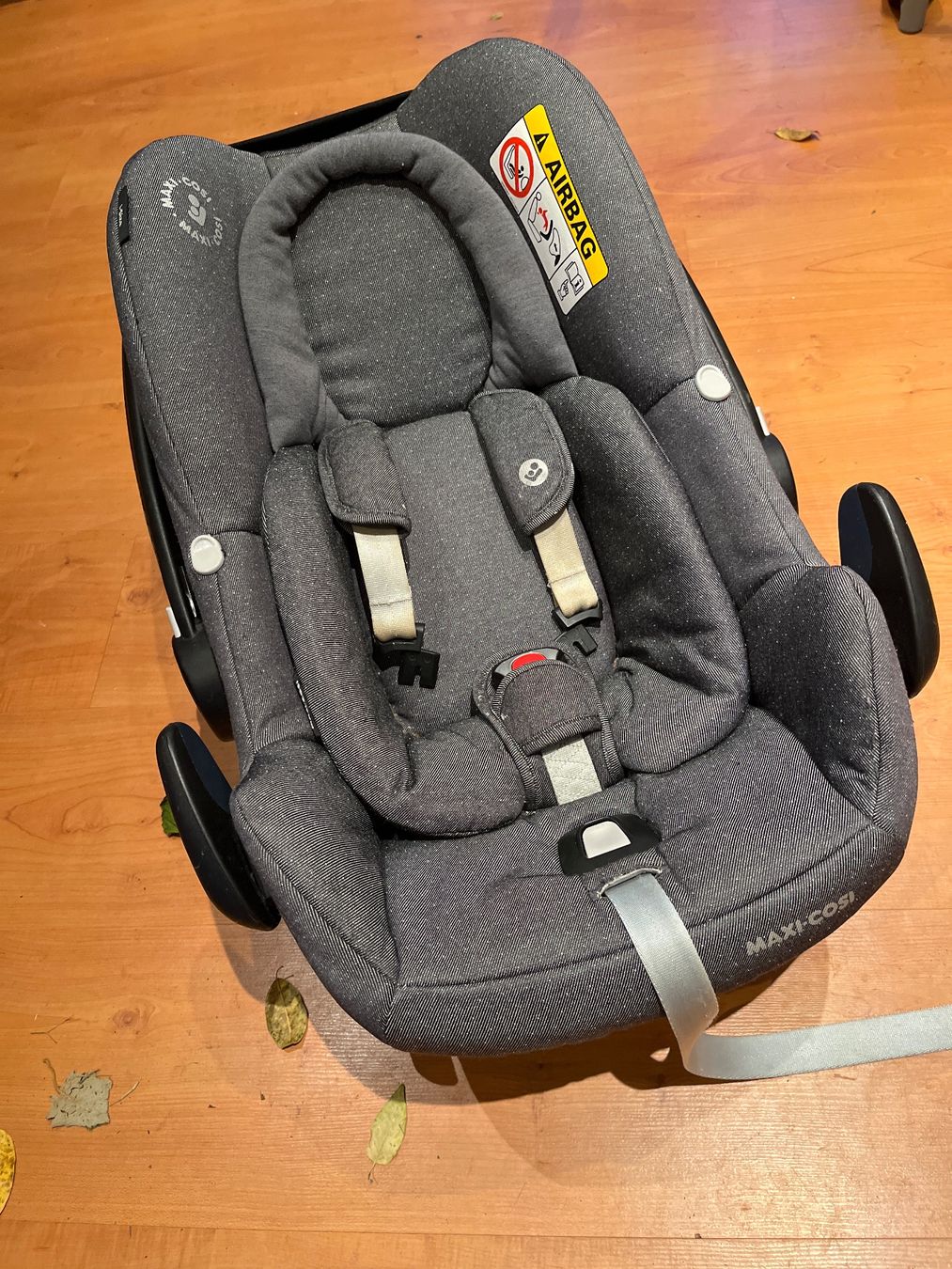 Maxi-Cosi Seggiolini per auto: Maxi-Cosi Babyschale, guter Zustand – Usato da Ettingen venduto da bri_6bhw